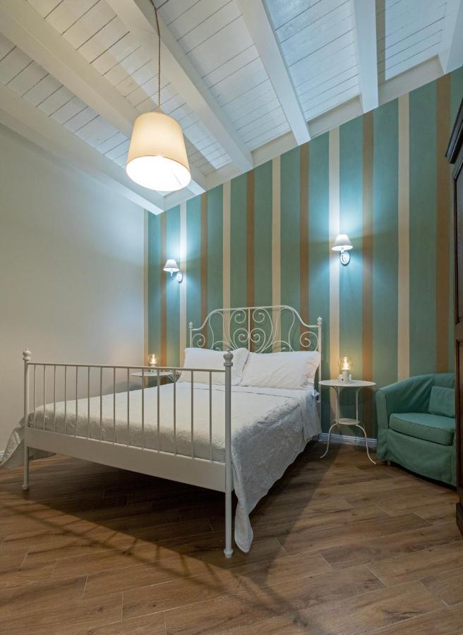 Cortile Del Greco Apartments ปาแลร์โม ภายนอก รูปภาพ
