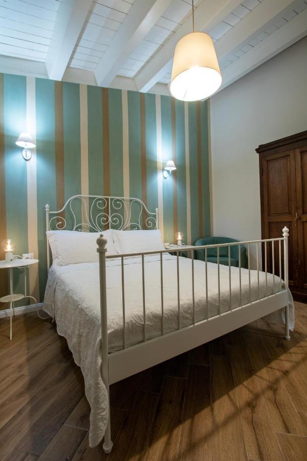 Cortile Del Greco Apartments ปาแลร์โม ภายนอก รูปภาพ