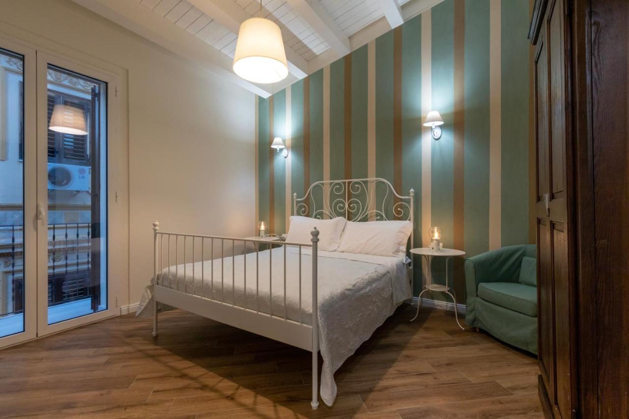 Cortile Del Greco Apartments ปาแลร์โม ภายนอก รูปภาพ